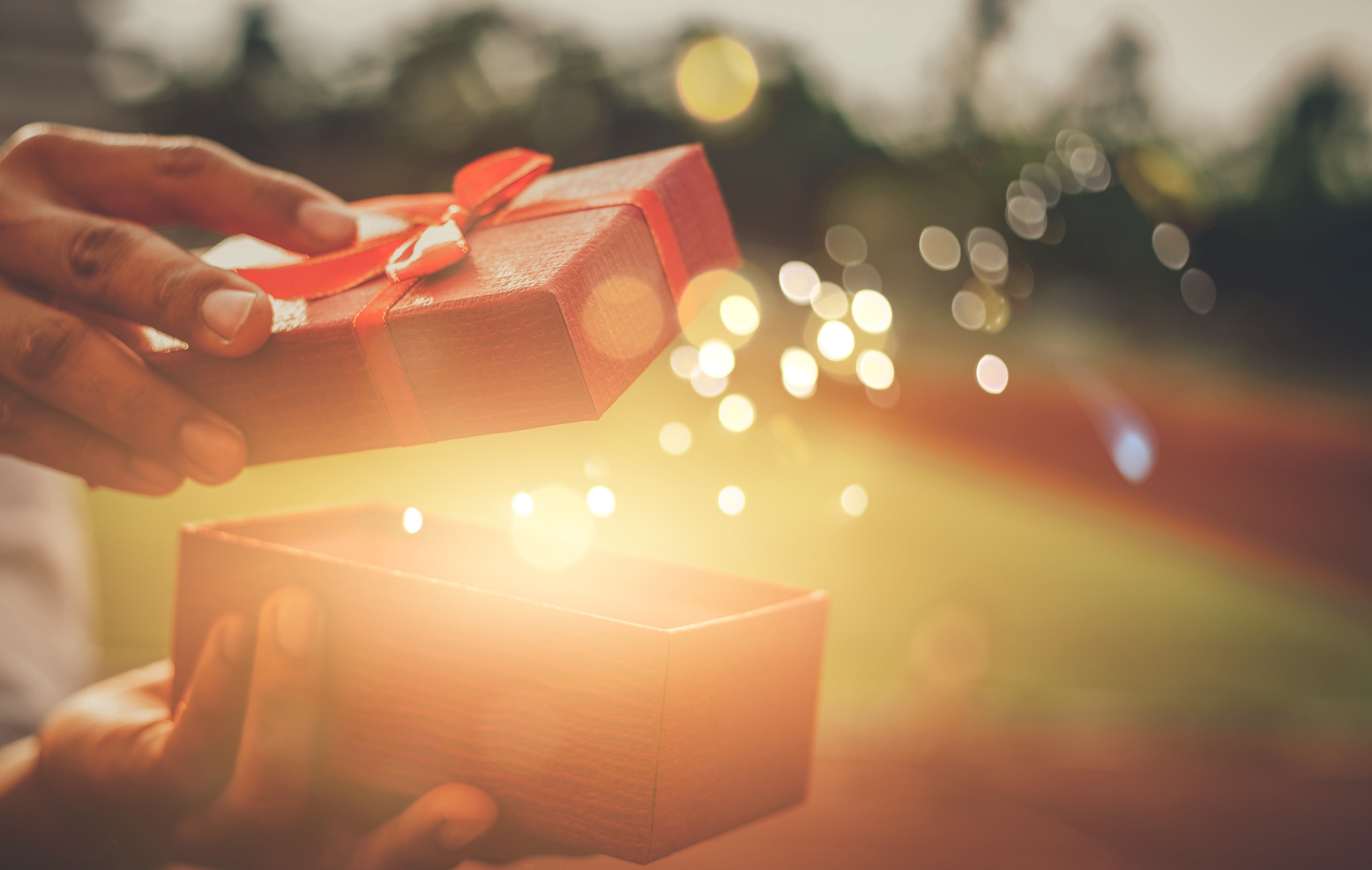 独身の友達に贈る結婚祝いのお返し|センス抜群!男女別おすすめギフト8選 Weddinggifts Bymemoco 独身の友達に贈る結婚祝いのお返し|センス抜群!男女別おすすめギフト8選 Weddinggifts Bymemoco